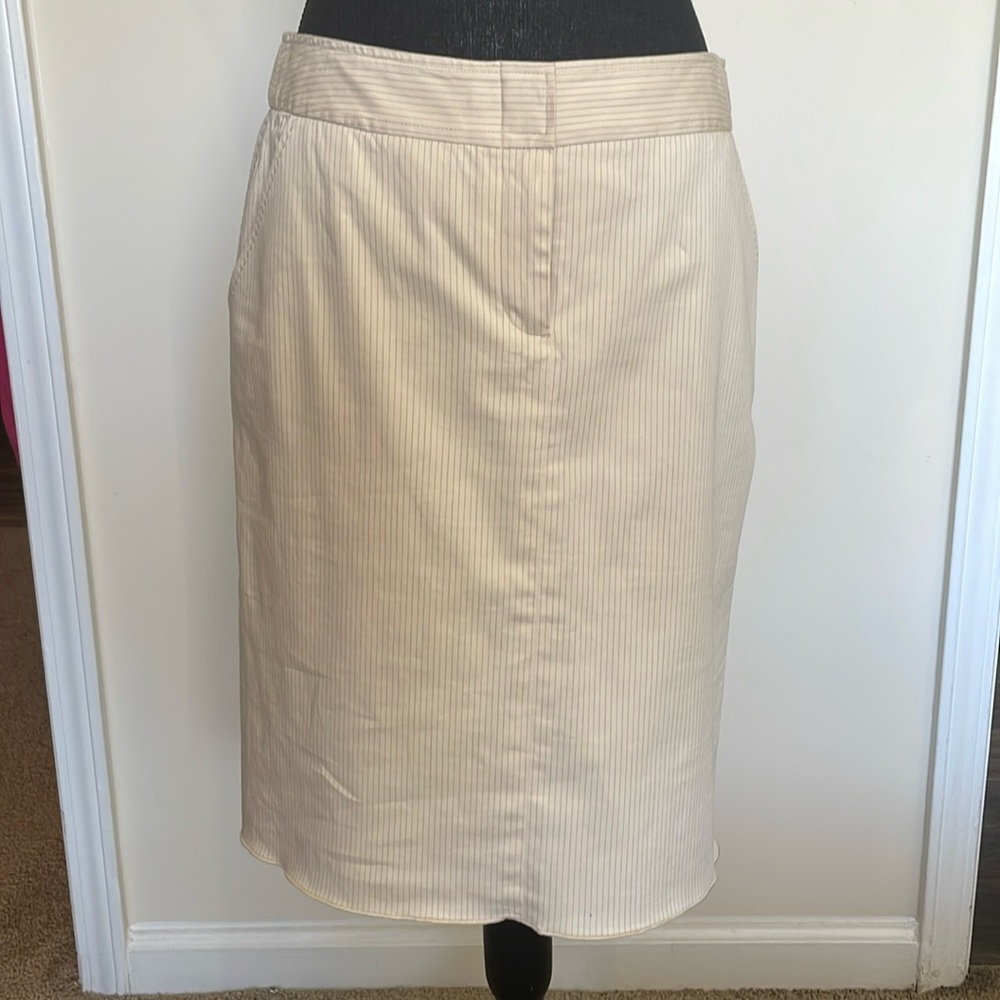 Vintage BCBG MAXAZRIA Striped Cream Pencil Skirt Size 6 EUC